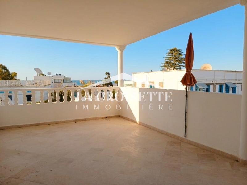 Rez-de-chaussée S+3 vue sur mer à La Marsa